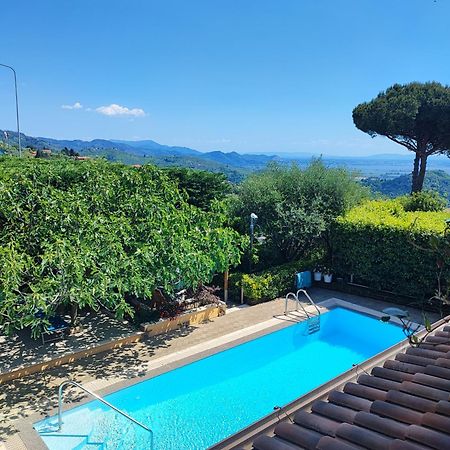 Villa Capo Corso Corsanico-Bargecchia Eksteriør bilde