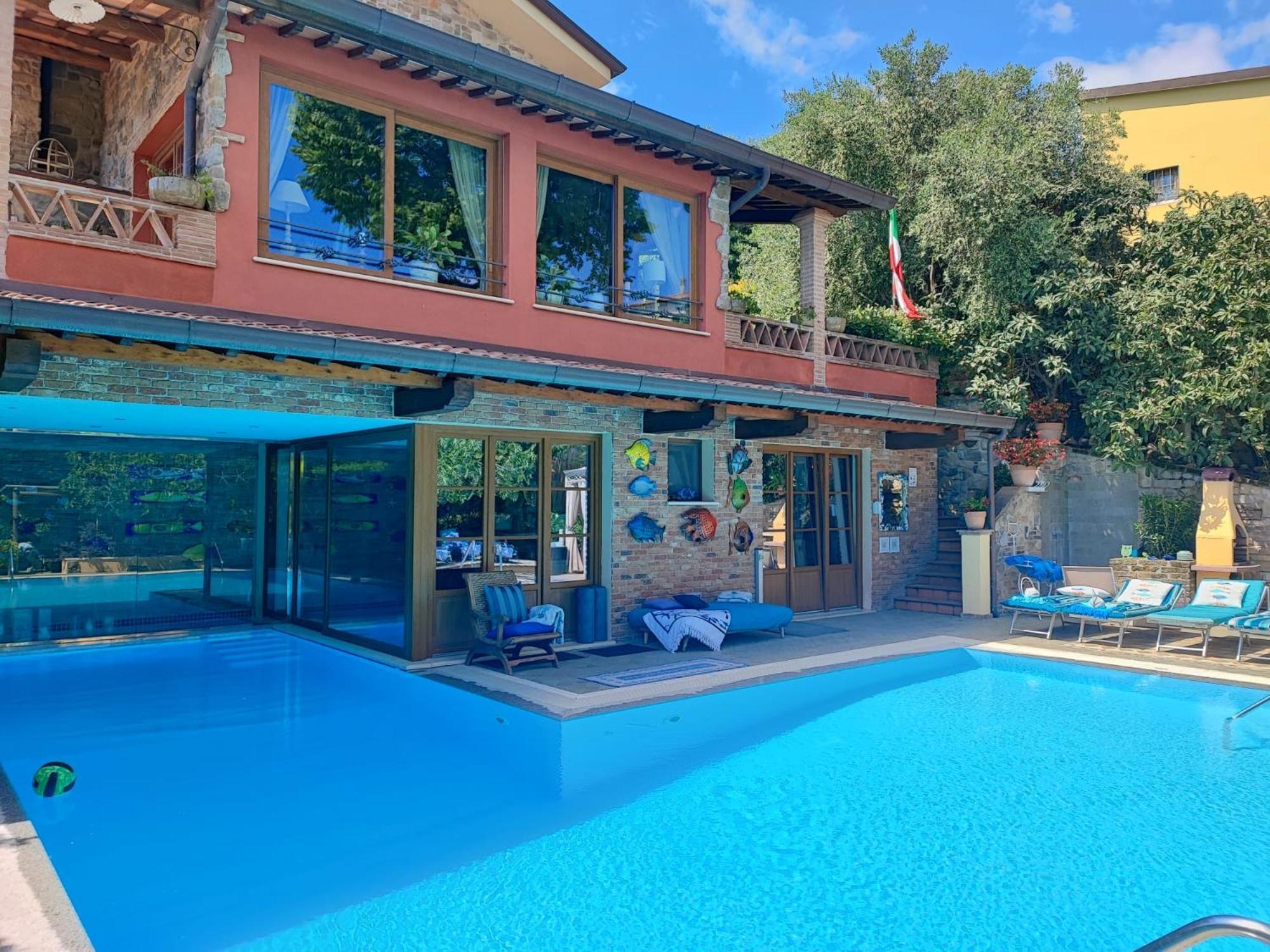 Villa Capo Corso Corsanico-Bargecchia Eksteriør bilde